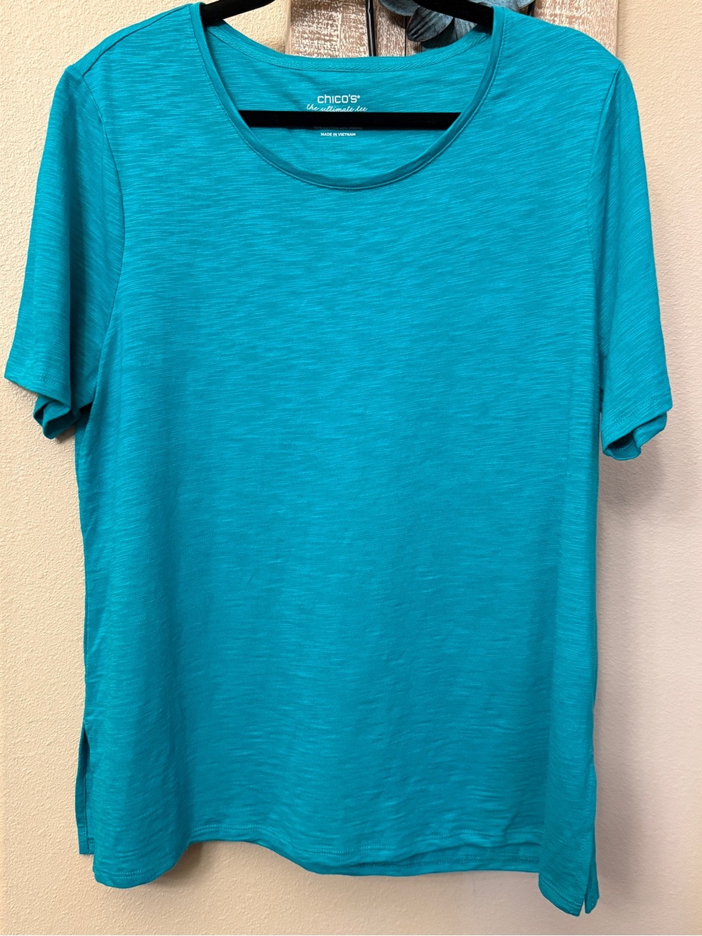 Chico's The Ultimate Tee Teal Green Crew Scoop Neck Short Sleeve Top Size 2 / L